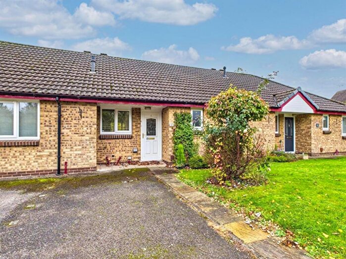 2 Bedroom Bungalow For Sale In Thorpelands Drive, Allestree, Derby, DE22