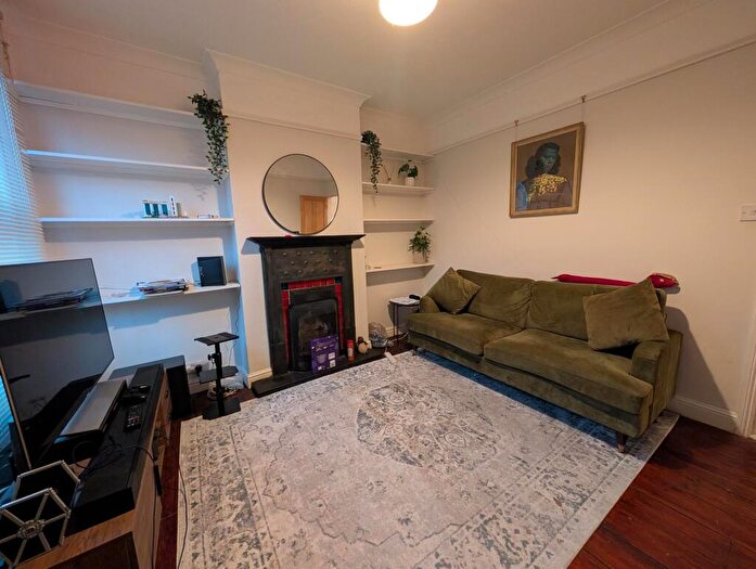 2 Bedroom House To Rent In Bury Street, Norwich, Norfolk, NR2