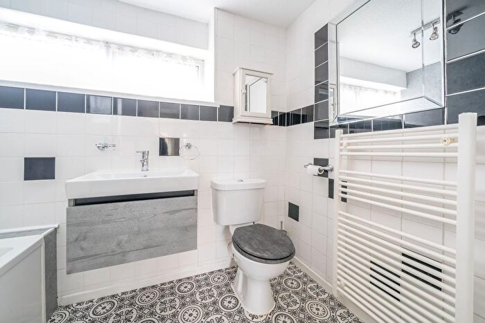 3 Bedroom End Of Terrace House For Sale In Kernow Crescent, Bude, Cornwall, EX23