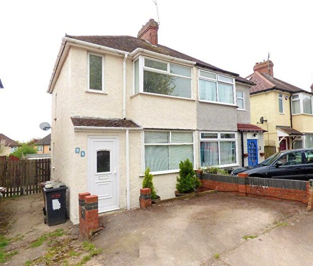 2 Bedroom Semi-Detached House To Rent In Third Avenue, LU3