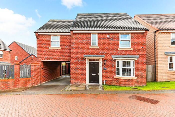 4 Bedroom Detached House For Sale In Sorrel Court, Pontefract, WF8