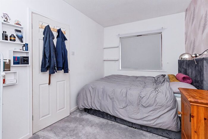 2 Bedroom Semi-Detached House For Sale In Fieldhurst Court, Bierley, Bradford, BD4