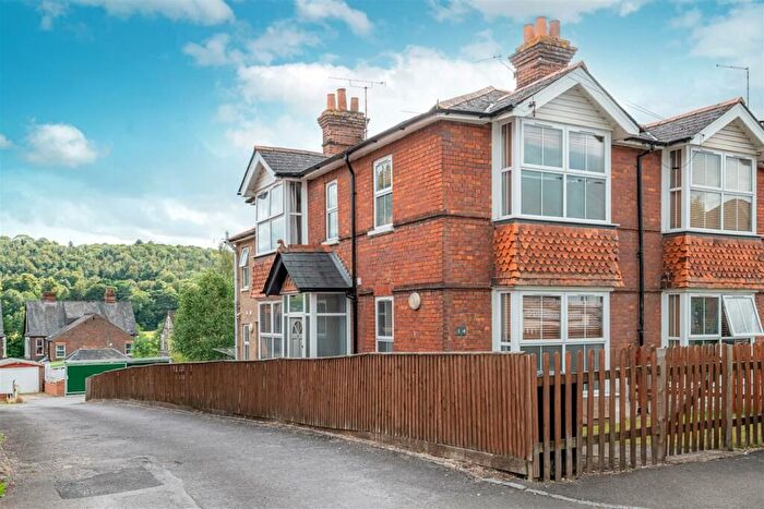 4 Bedroom Semi-Detached House For Sale In Queens Road, High Wycombe, HP13