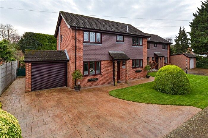 4 Bedroom Detached House For Sale In Hillden Shaw, Loose, Maidstone, Kent, ME15