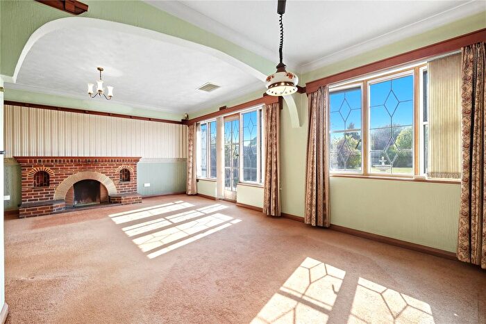 2 Bedroom Bungalow For Sale In Burlescoombe Road, Thorpe Bay, Essex, SS1