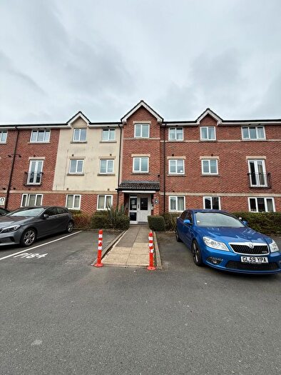 2 Bedroom Flat To Rent In Blackthorn Drive, Huddersfield, HD3
