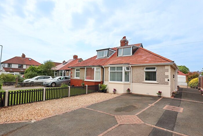 3 Bedroom Bungalow For Sale In Fairbank Grove, Morecambe, LA4