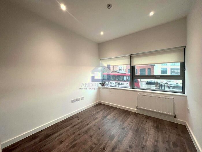 1 Bedroom Flat To Rent In Wellesley Road, West Croydon, CR0