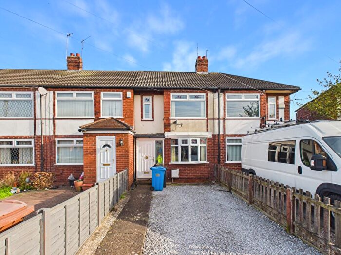 3 Bedroom Terraced House For Sale In Bristol Road, Hull, HU5