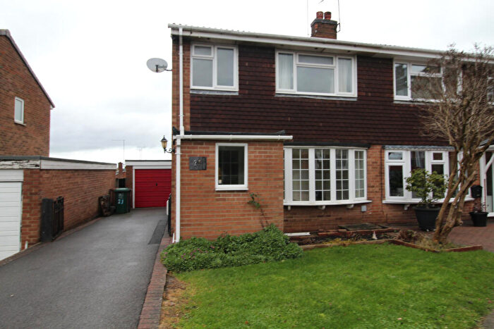 3 Bedroom Semi Detached House To Rent In Swadlincote, DE11