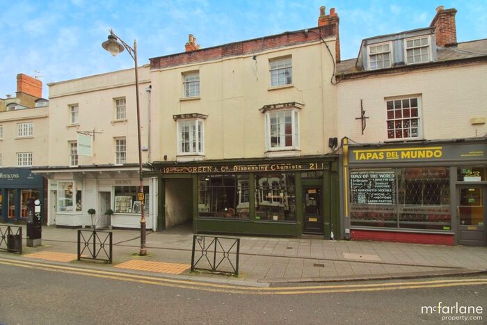 2 Bedroom Flat To Rent In Wood Street, Old Town, Swindon, SN1