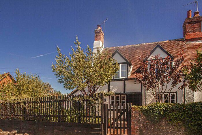 2 Bedroom Character Property To Rent In The Little Cottage, Goring On Thames, RG8
