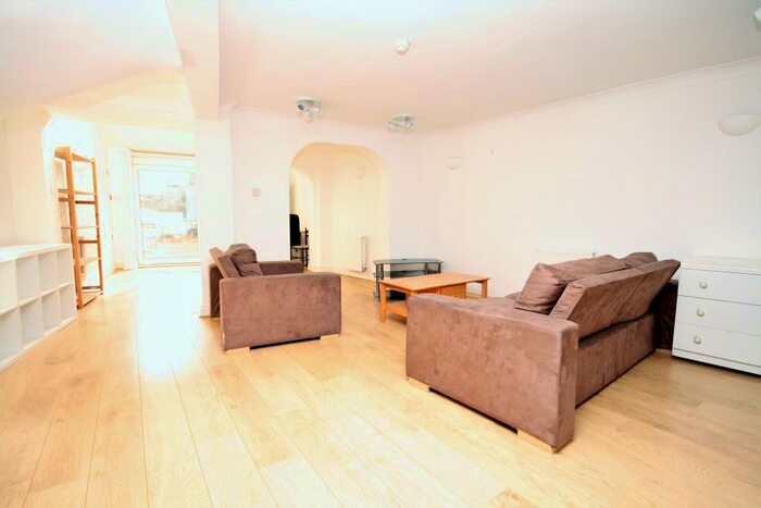 1 Bedroom Flat To Rent In Grosvenor Avenue, Highbury, N5