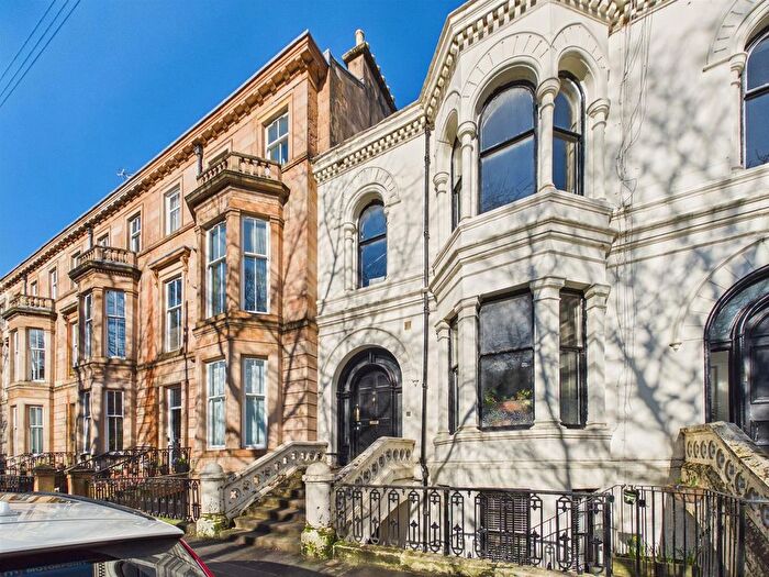 2 Bedroom Flat For Sale In Burnbank Gardens, Glasgow, G20