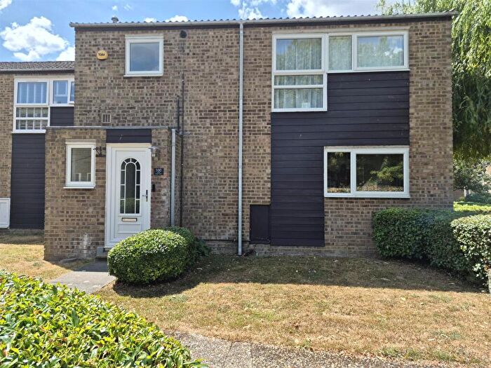 3 Bedroom Property For Sale In Farm Holt, New Ash Green, DA3