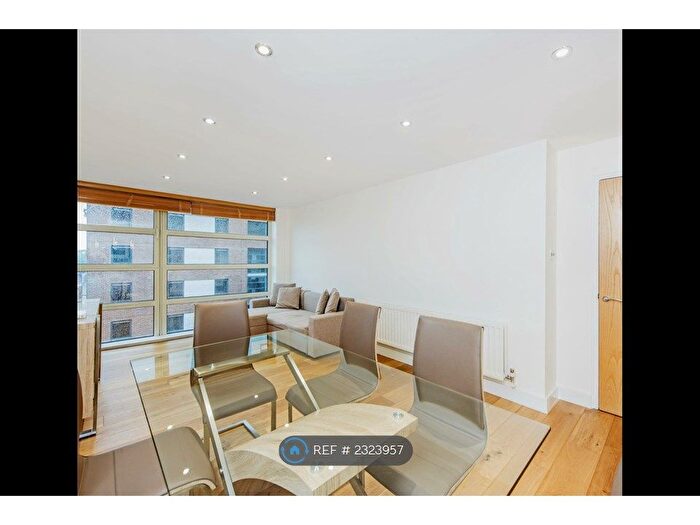 2 Bedroom Flat To Rent In Consort Rise House, London, SW1W