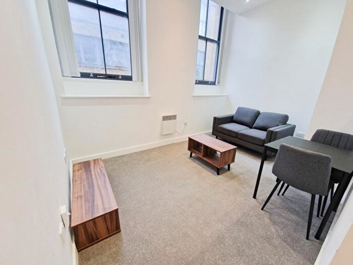 Studio To Rent In Law Russell House, Vicar Lane, Bradford, West Yorkshire, BD1