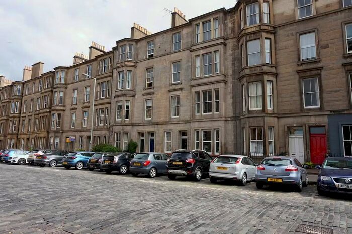 1 Bedroom Flat To Rent In East London Street, Edinburgh, EH7