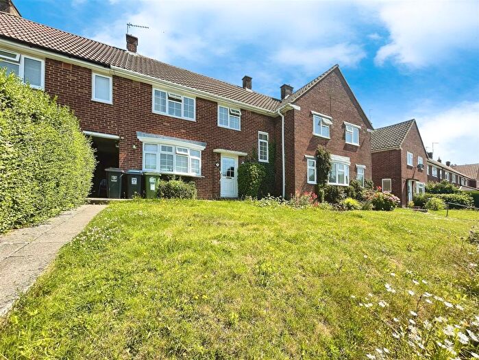 3 Bedroom Terraced House To Rent In Barnfield, Hemel Hempstead, HP3