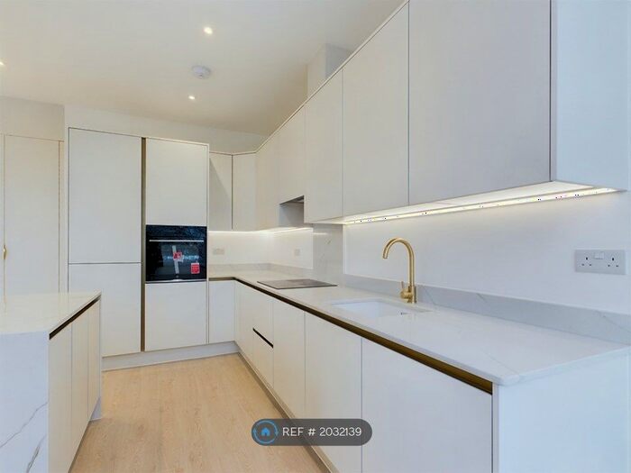 2 Bedroom Flat To Rent In Picardy Road, Belvedere, DA17