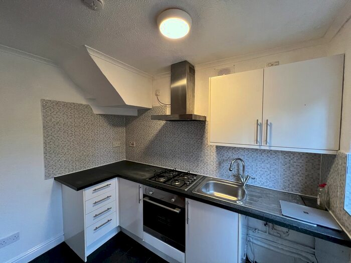 3 Bedroom Terraced House To Rent In Lodge Crescent, Orpington, BR6