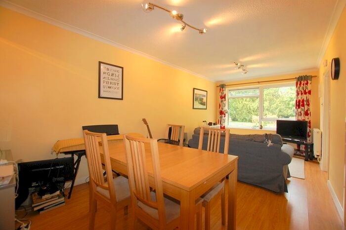 1 Bedroom Flat To Rent In Ashton Court, Hayne Road, Beckenham, BR3