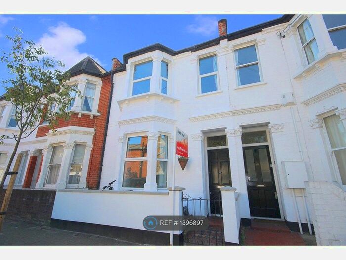 1 Bedroom Flat To Rent In Atheldene Road, London, SW18