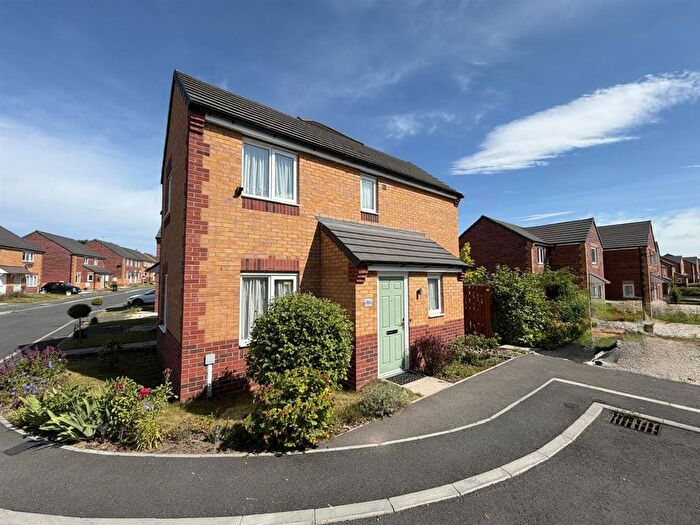2 Bedroom Semi-Detached House For Sale In Fox Street, Creswell, Worksop, S80