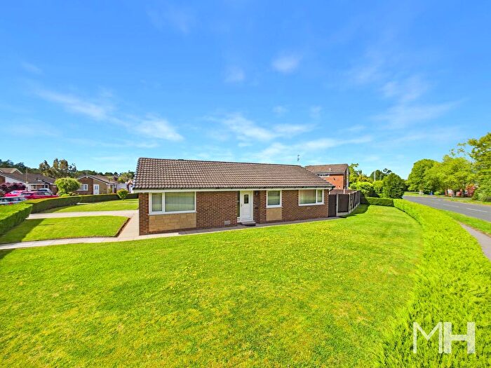 3 Bedroom Detached Bungalow For Sale In Farfield, Penwortham, Preston, PR1