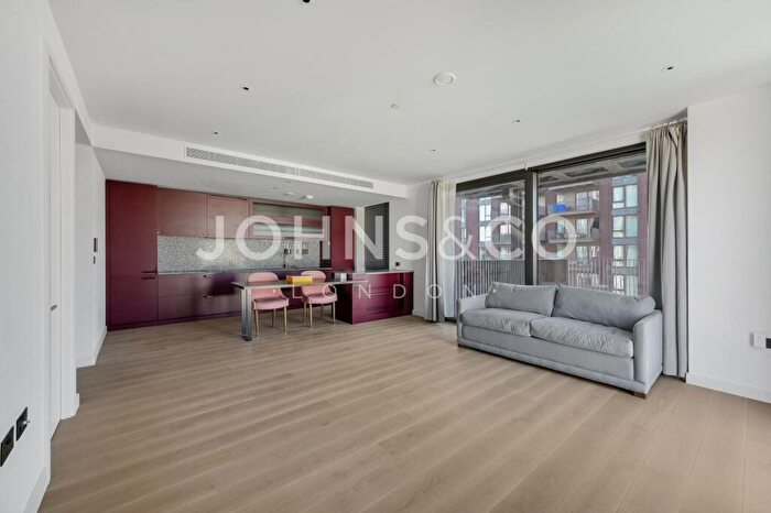 3 Bedroom Apartment For Sale In The Modern, Embassy Gardens, Nine Elms, SW11