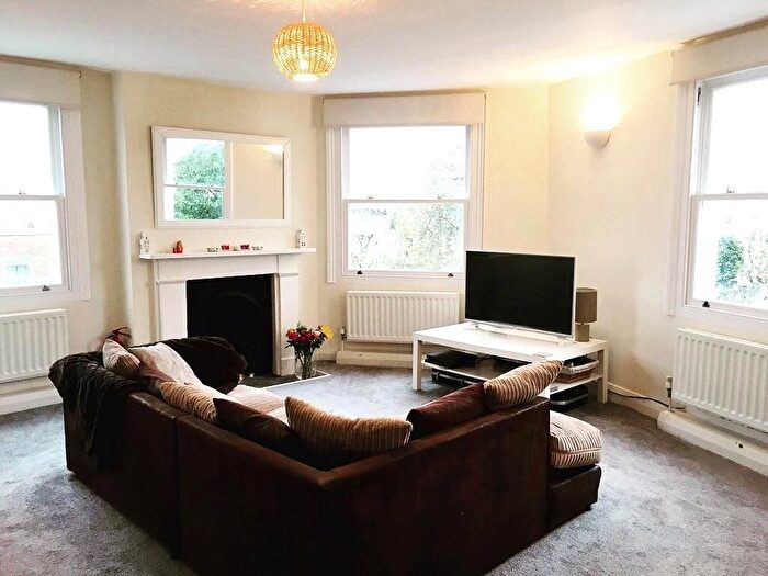 2 Bedroom Flat To Rent In Chippenham Road, London, W9