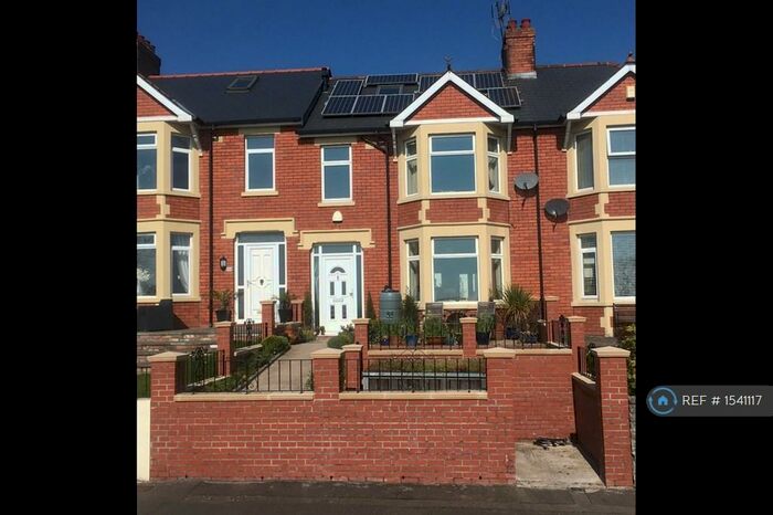 3 Bedroom Terraced House To Rent In Dock View Road, Barry, CF63