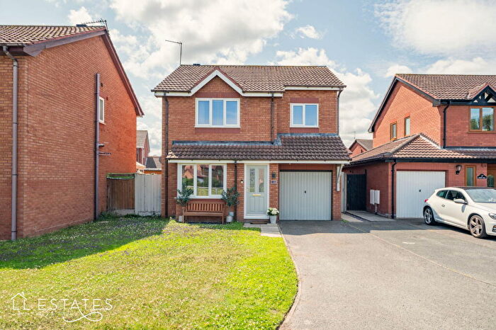 3 Bedroom Detached House For Sale In Lon Bedw, Rhyl, LL18