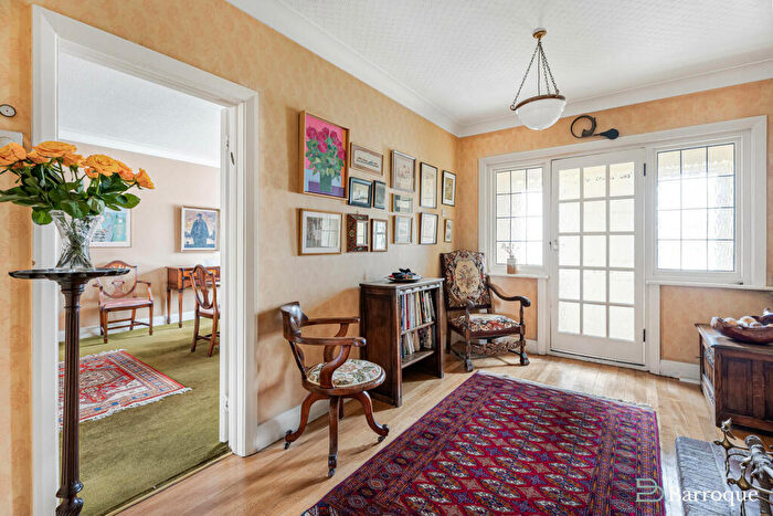 5 Bedroom House For Sale In Arden Road, Finchley, N3