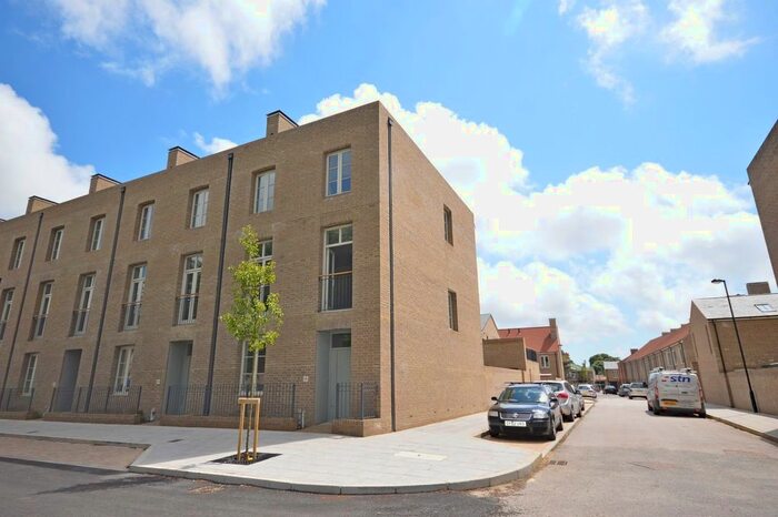 4 Bedroom End Of Terrace House To Rent In Whistler Avenue, Chichester, West Sussex, PO19