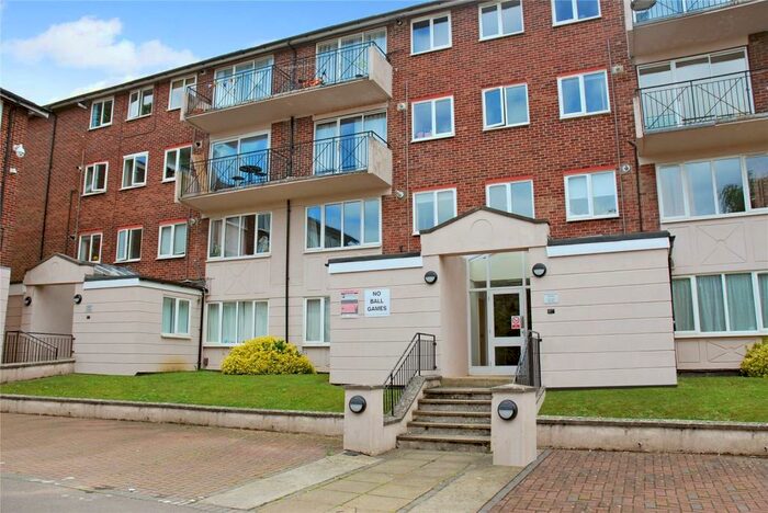 2 Bedroom Apartment To Rent In Lizmans Court, Silkdale Close, Oxford, Oxfordshire, OX4