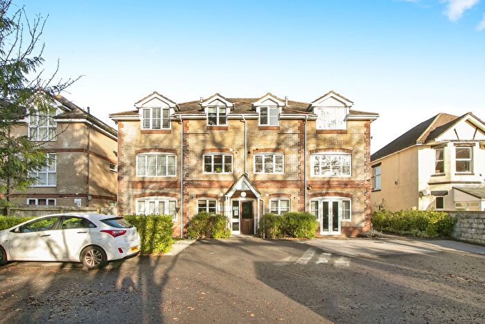 2 Bedroom Flat To Rent In Mulberry Court, Bournemouth, BH8