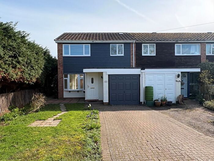 3 Bedroom End Of Terrace House For Sale In Swan End, Buckden, PE19