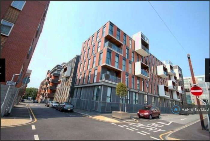 2 Bedroom Flat To Rent In Ludgate Hill, Manchester, M4