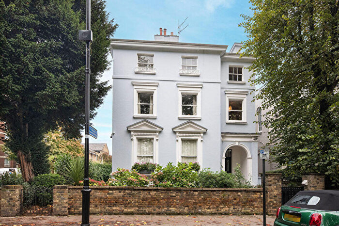 4 Bedroom Apartment To Rent In Regents Park Road, Primrose Hill, London, NW1
