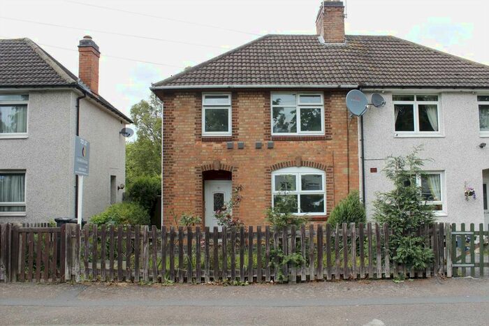 3 Bedroom Semi-Detached House To Rent In Southfields Drive, Leicester, LE2