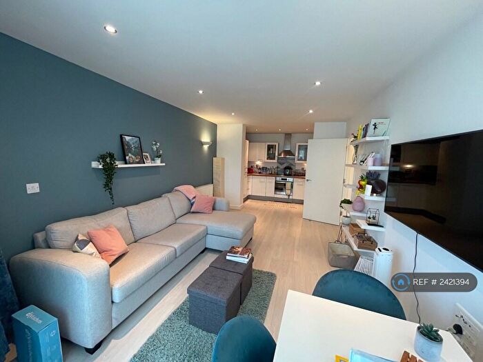 1 Bedroom Flat To Rent In Alaska Apartments, London, E16