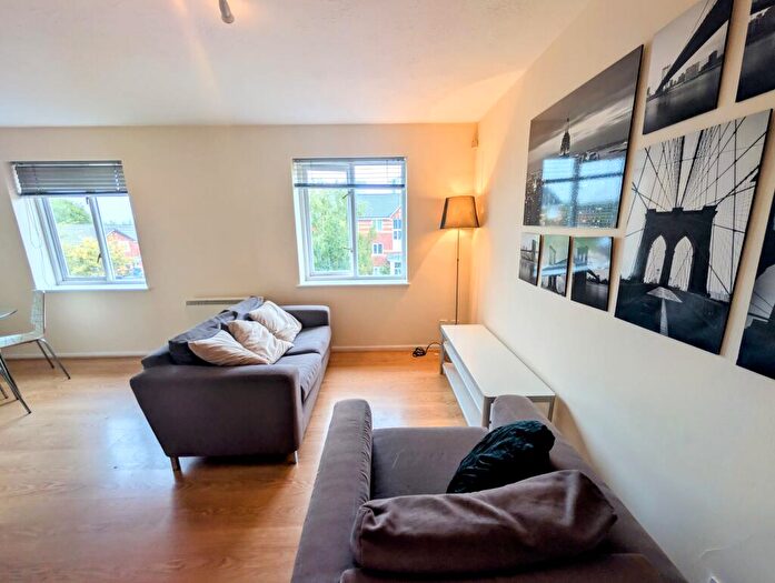 2 Bedroom Apartment To Rent In Blackburn Street, Salford, M3