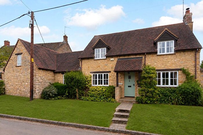 4 Bedroom Detached House For Sale In Main Street, Turweston, Buckinghamshire, NN13