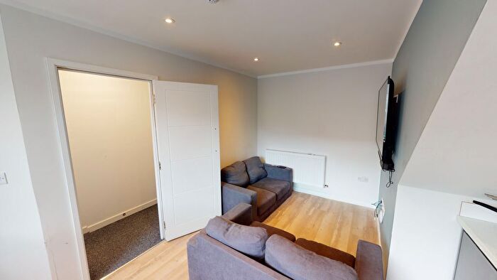 1 Bedroom Terraced House To Rent In Gloucester Road, Bristol, BS7