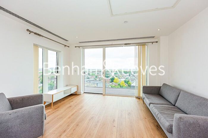 2 Bedroom Flat To Rent In Cherry Orchard Road, Croydon, CR0