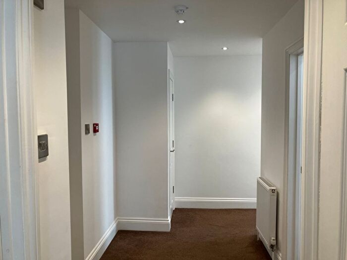 2 Bedroom Flat To Rent In Victoria Avenue, Harrogate, HG1