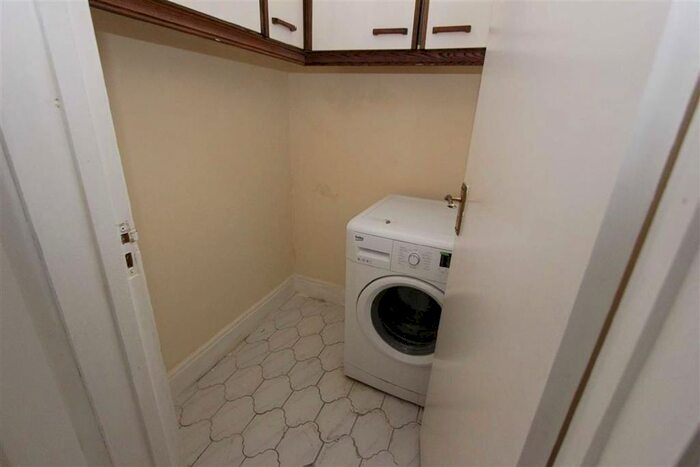 4 Bedroom Property To Rent In Tresco Gardens, Ilford, Essex IG3