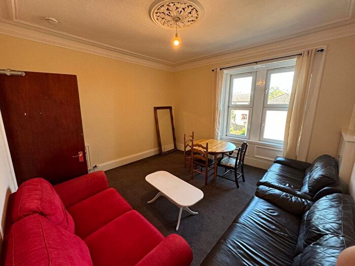 3 Bedroom Flat To Rent In D, Step Row, Dundee, DD2