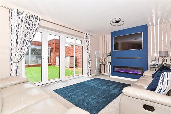 3 Bedroom End Of Terrace House For Sale In Tram Way, Wouldham, Rochester, Kent, ME1